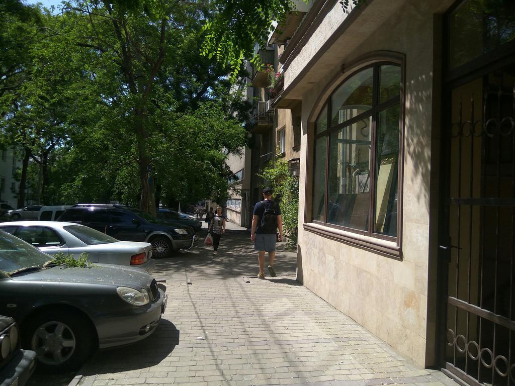 Апартаменты Возле Пляжа Ланжерон Odessa Dış mekan fotoğraf